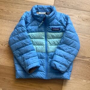 Patagonia Kids Light Blue Quilted Puffer Jacket with Mint Panel